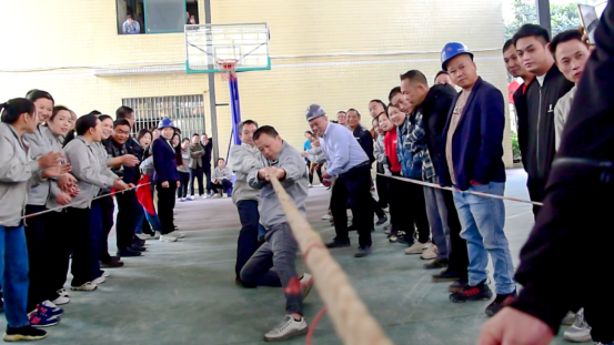 運(yùn)動(dòng)無限、健康相伴  耀銀山鋁業(yè)第十五屆職工冬季運(yùn)動(dòng)會(huì)539.png