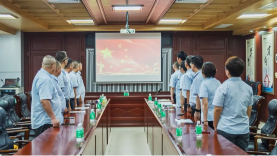 新銀鋁材 傳承紅色基因，凝聚奮進(jìn)力量——耀銀山鋁業(yè)黨支部慶祝中國共產(chǎn)黨成立104周年系列活動(dòng)323.png