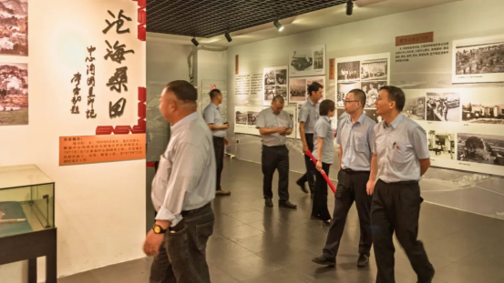 新銀鋁材  傳承紅色基因，凝聚奮進(jìn)力量——耀銀山鋁業(yè)黨支部慶祝中國共產(chǎn)黨成立104周年系列活動(dòng)853.png